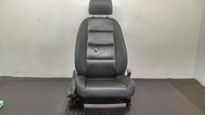 06-08 Audi A4 Front Right Passenger Seat Leather Black OEM 8E0881158K
