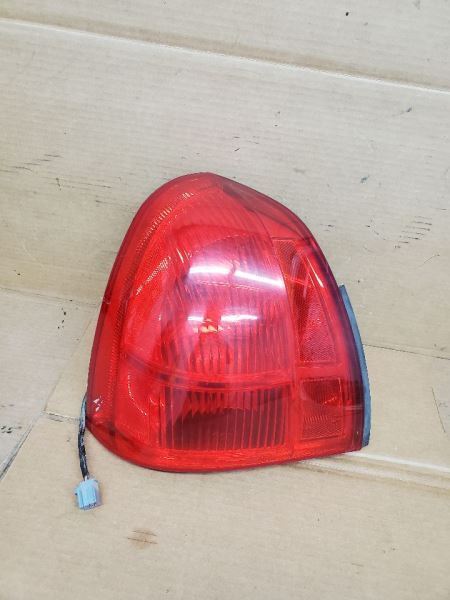 Driver Tail Light Quarter Panel Mounted Fits 03-11 LINCOLN & TOWN CAR 276416