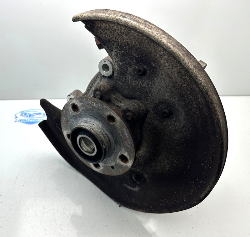2009-2017 Audi Q5 Rear Left Side Spindle Knuckle Hub OEM 8R0505431C