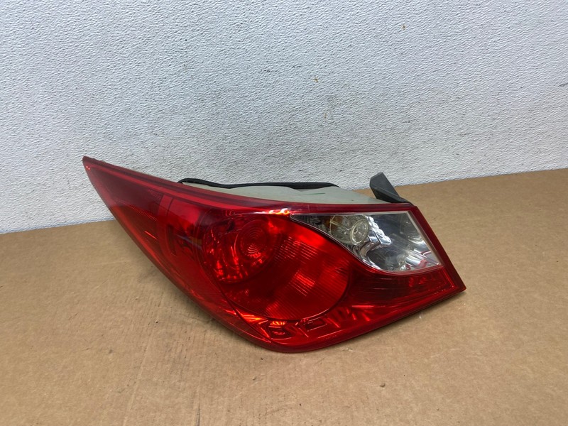 2011 2012 2013 Hyundai Sonata Left Driver LH Side Tail Light AD5441 LK