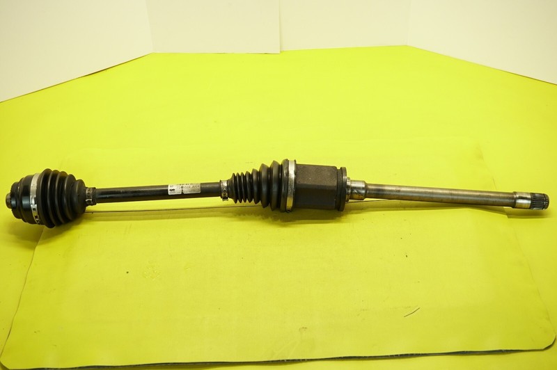 π
2011-2018 OEM.BMW X3 AXLE SHAFT FRONT PASSENGER 7598028,31607598028