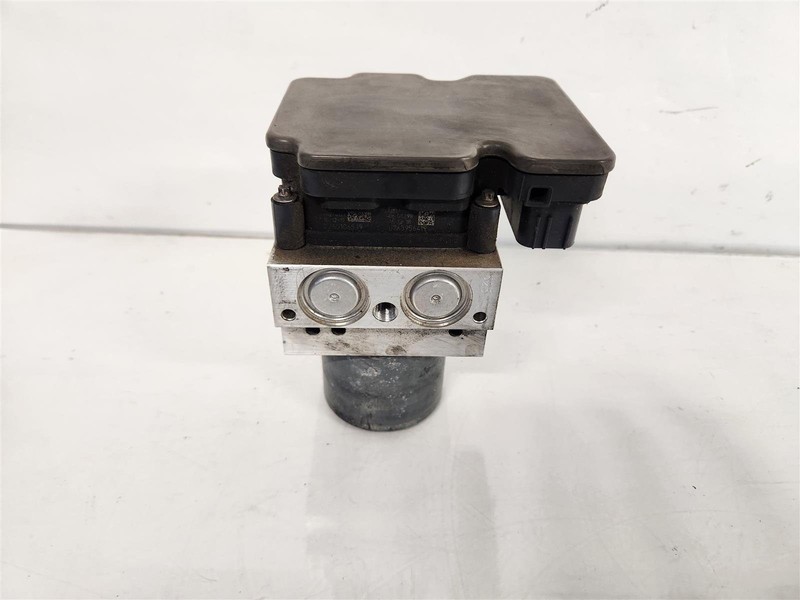 2017 Land Rover Discovery Vsa Abs Pump Modulator Accumulator Lr100363 Lr100363