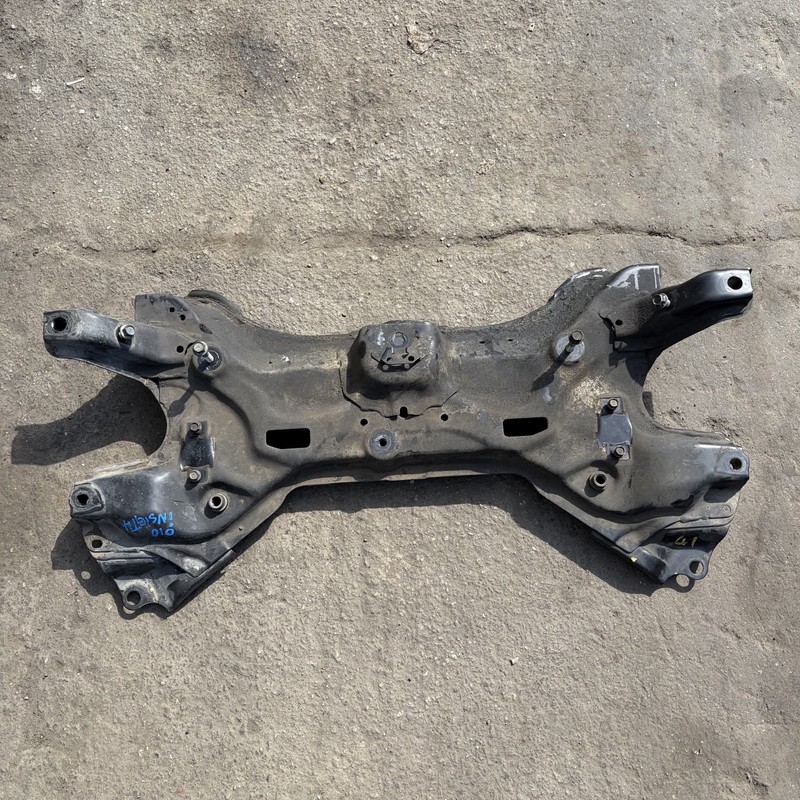 10-14 Honda Insight Front Crossmember Subframe Engine Cradle 50200-TF0-G01 OEM