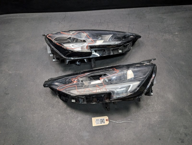2PC Front Right & Left Headlights Set 2022 Buick Envision 86780915 2021 2023 X