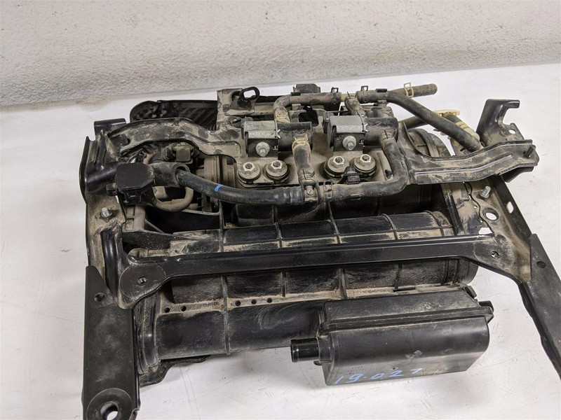 17 18 19 20 Acura Nsx Charcoal Fuel Vapor Canister Evap 17011-T3w-A01 Oem