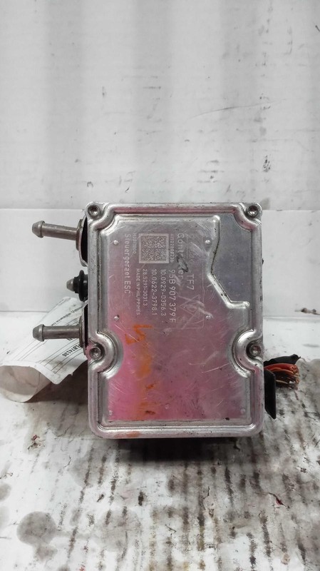 2015 Porsche Macan ABS Pump & Motor Assembly OEM 95B614512F 103K Miles