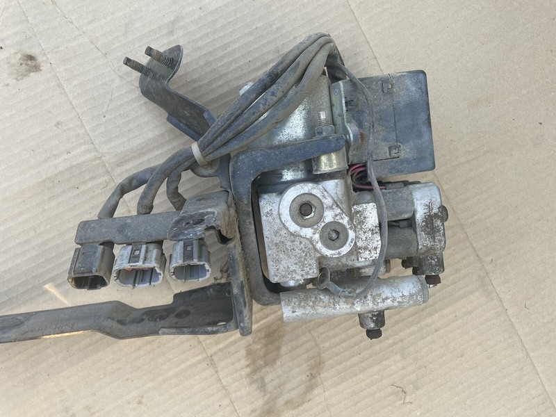 95-96 NISSAN 240Sx S14 OEM ABS Pump Module Assembly - Anti Lock Brake Unit