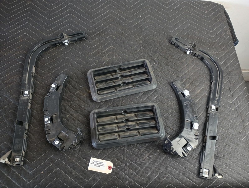 2008-2023 Dodge Challenger Rear Bumper Brackets & Quarter Vents 68026644AE