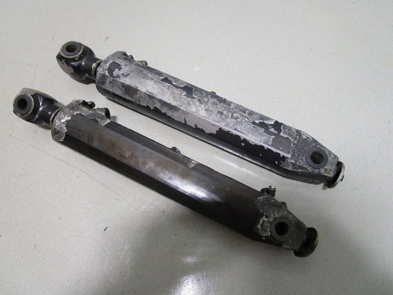 0985660 OMC Cobra Stern Drive Trim Tilt Cylinder Hydraulic Piston Ram Set (2)