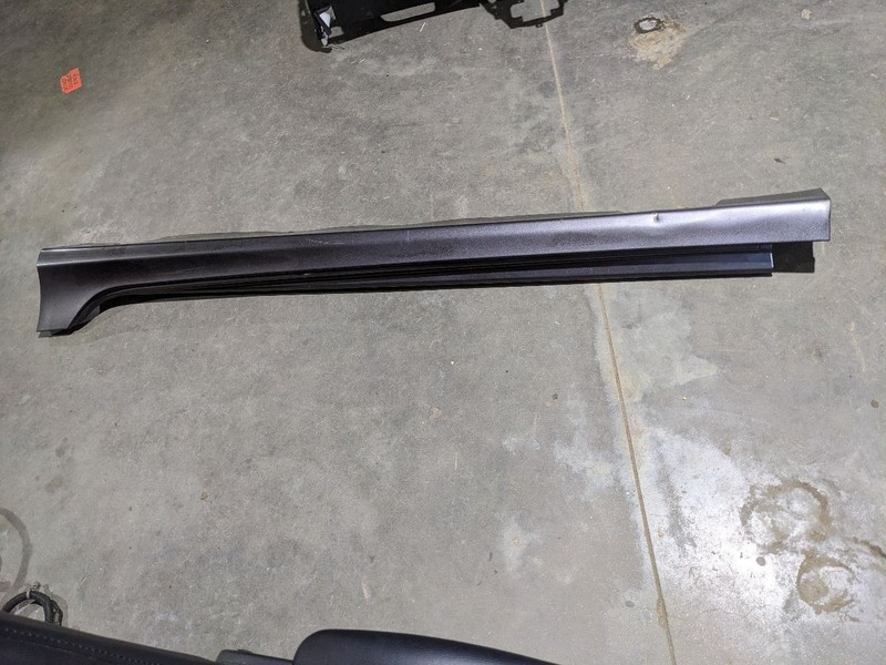 15-17 CHRYSLER 200 LEFT DRIVER SIDE SKIRT ROCKER PANEL MOLDING WHITE OEM 1161186
