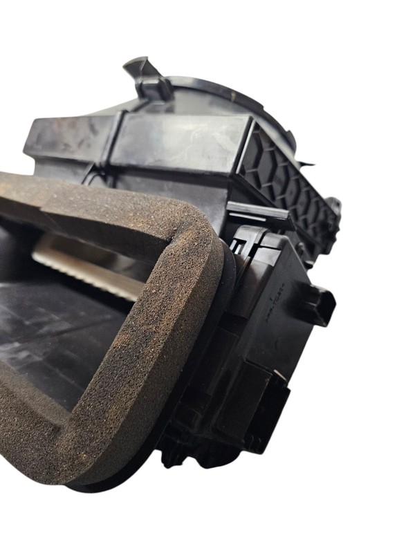 2024 Compass Cabin Airfilter Compartment