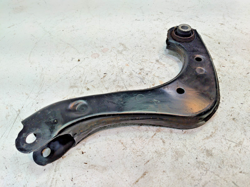 18-2024 TOYOTA CAMRY REAR LEFT DRIVER SIDE SUSPENSION TRAILING ARM OEM