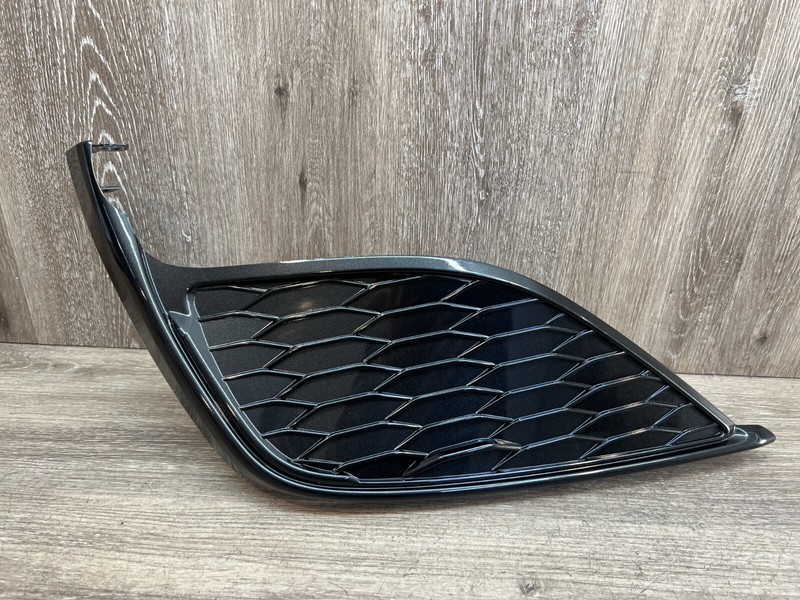 2021-2022 TOYOTA CAMRY SE LEFT SIDE FRONT BUMPER FOG LIGHT COVER 81482-06200 OEM