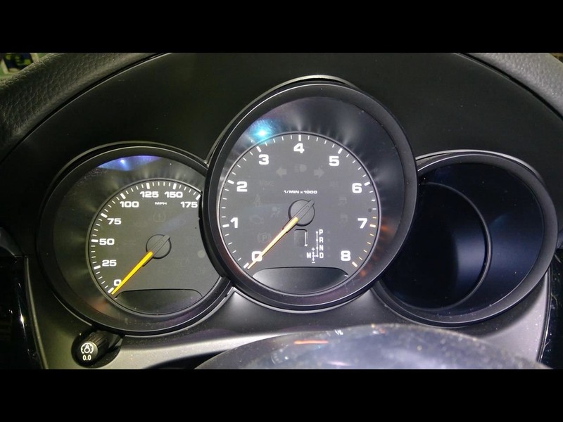 Speedometer Cluster MPH Turbo Model Fits 17-18 PORSCHE MACAN 1529456