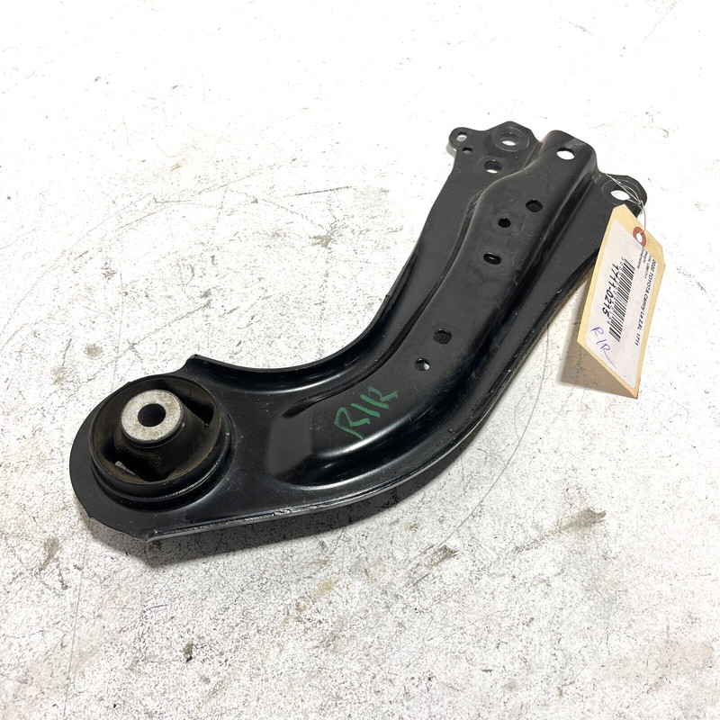 Rear Right Passenger Side Trailing Control Arm TOYOTA CAMRY 2018-2023 OEM