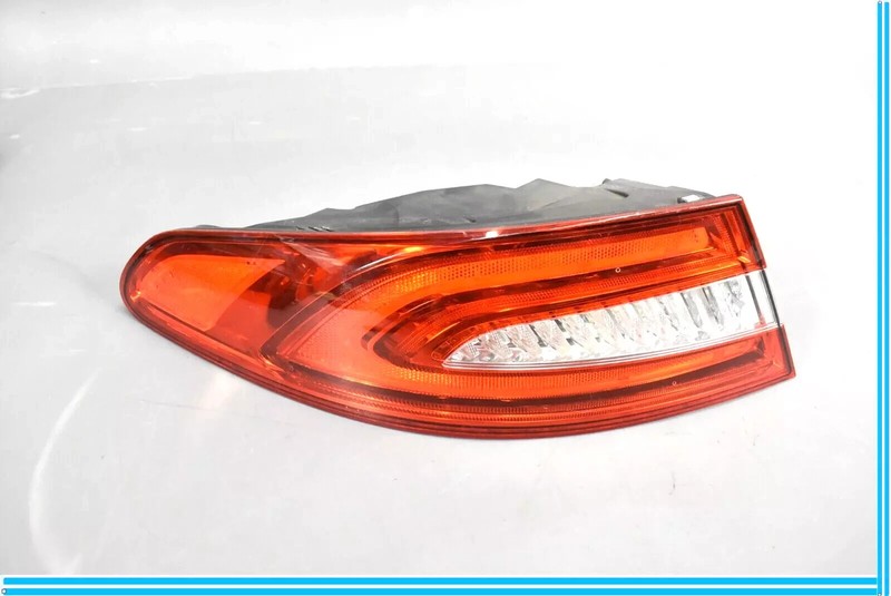 12-15 Jaguar X250 XF XFR Left Driver Taillight Tail Light Brake Light Lamp OEM