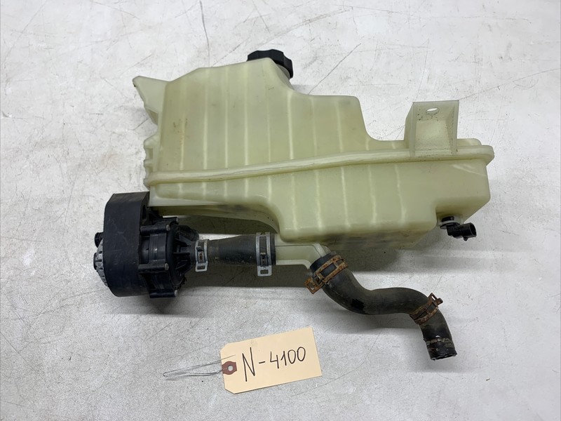2012-2016 TESLA MODEL S COOLANT FLUID RESERVOIR TANK UNITW/ PUMPOEM 4100 S24
