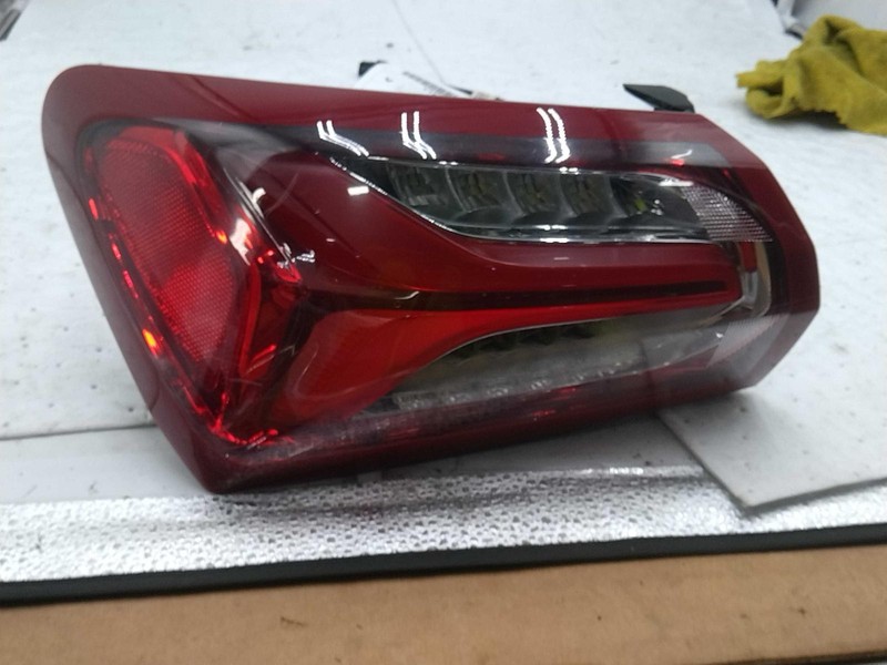 2020 Chevrolet Malibu Left Tail Light Assembly White OEM 45561 97K Miles