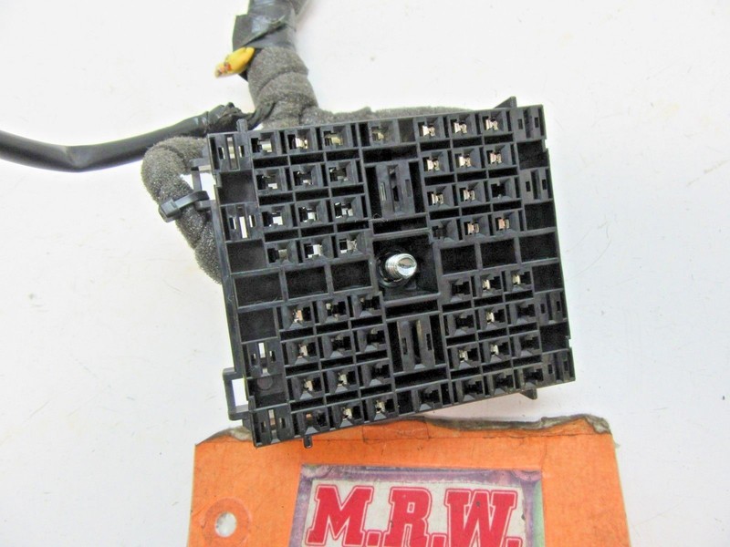 FITS BLACK WIRE PLUG CLIP OFF DASH MOUNTED FUSE BOX RELAY 08-10 VUE 3.5L MOTOR