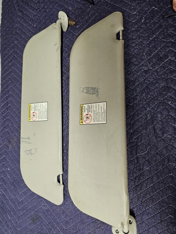 2005 Ford Econoline PAIR SUN VISORS sunvisor SET RIGHT LEFT gray E150 250 350