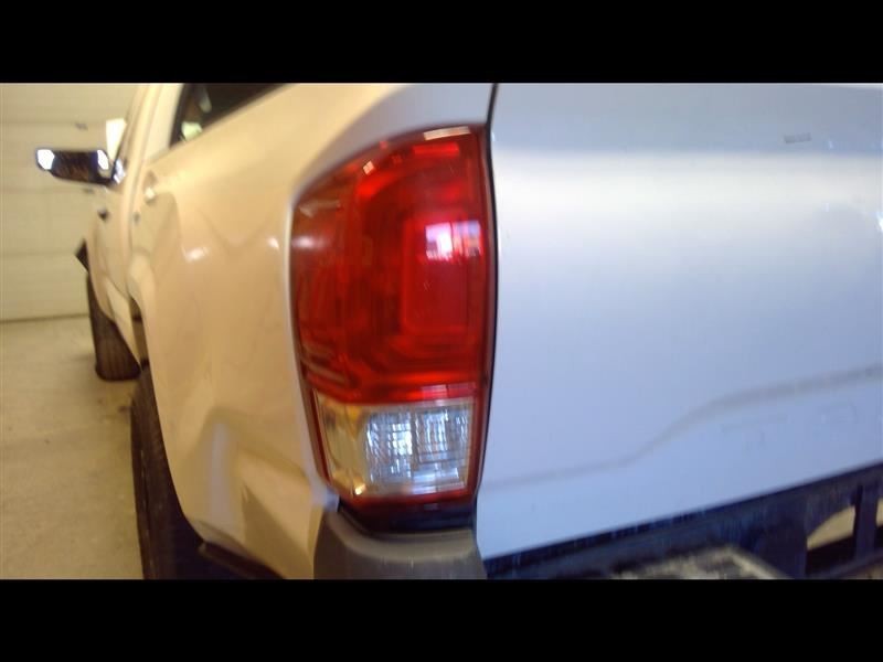 Driver Tail Light Without Black Bezel Clear Lens Fits 16-19 TACOMA 2954059