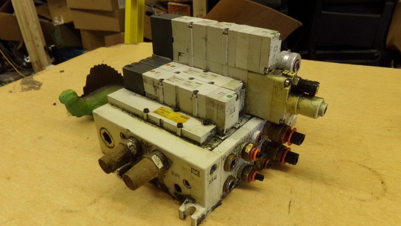 SMC VQ4501-5W Solenoid Valve Assembly, VQ4101-5W, VQ4201-5W *Free Shipping*