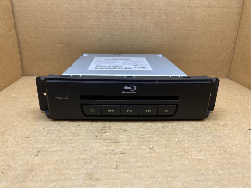 2013-2014 Grand Caravan Town Country Blu Ray CD DVD Player OEM P05091263AD