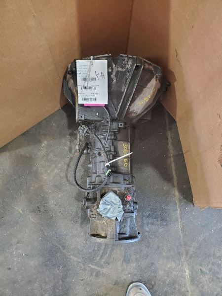 Manual Transmission 5 Speed 4WD 6 Cylinder Fits 87-90 CHEROKEE 272537