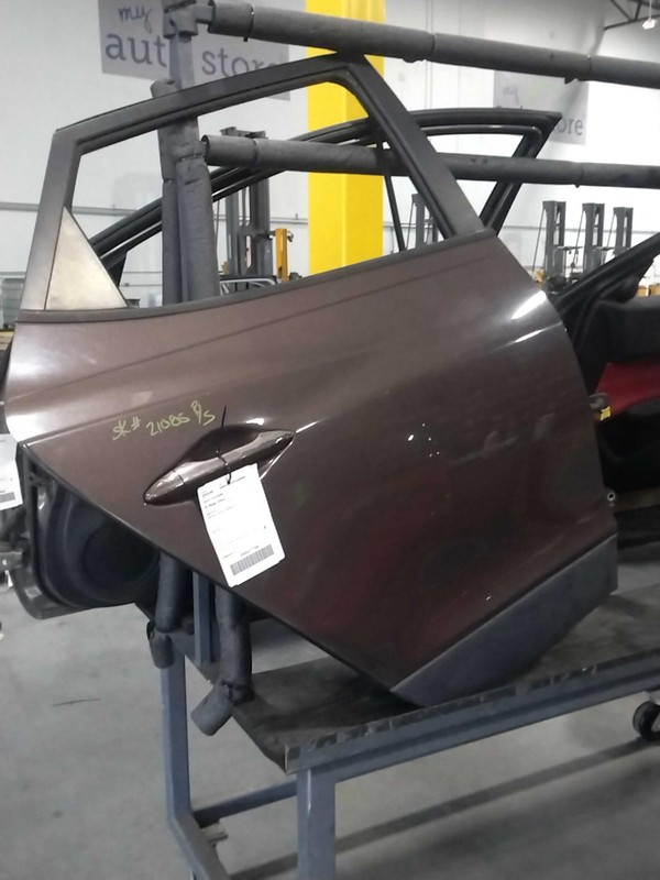 2015 Hyundai Tucson Brown Rear Right Door 99056 Used OEM Part 165K Miles