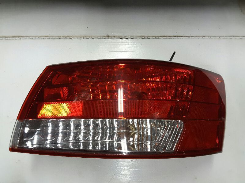 06 07 08 HYUNDAI SONATA R. TAIL LIGHT QUARTER PANEL MOUNTED THRU 7/15/07 138537