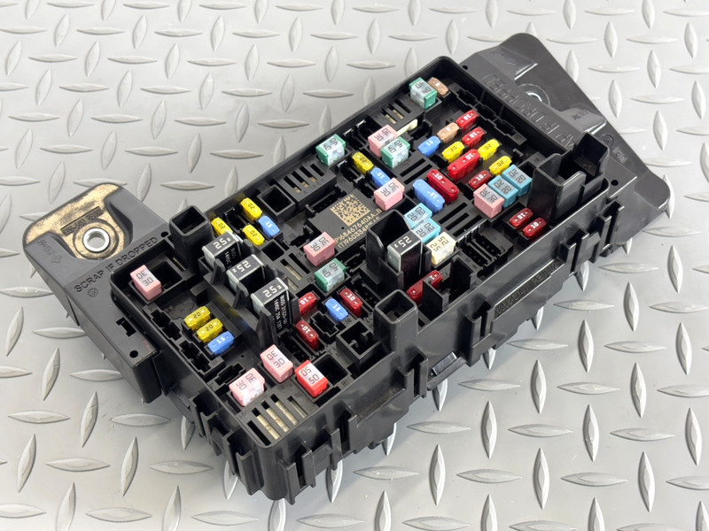 ✅ 19-26 RAM 1500 5th Gen OEM POWER DISTRIBUTION CENTER FUSE BOX 68467640AA Mopar