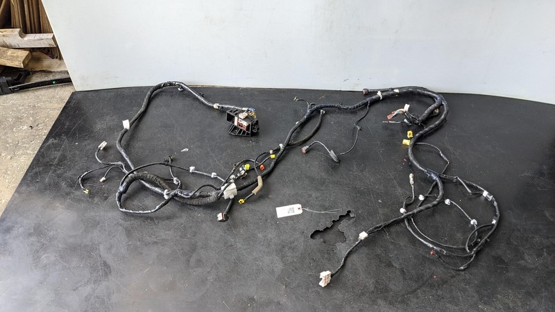 Right Body Wiring Harness 2020 Nissan Murano 24014-9UH0C 2019 2021