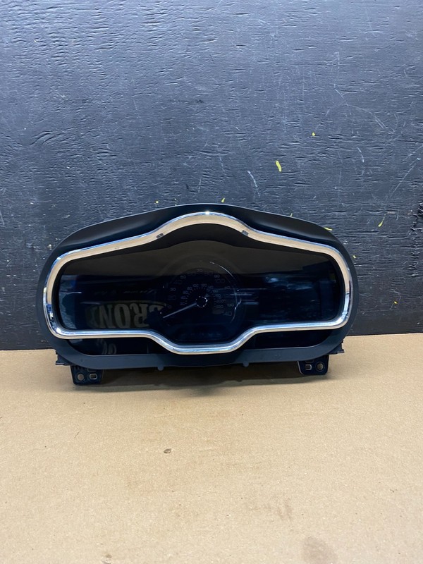 2017 2018 2019 Lincoln MKT Speedometer Instrument Gauge Cluster s6310 DG