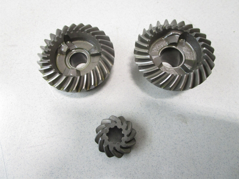 44213A1 99542 98302 Mercury Mariner Outboard 18-25hp Forward Reverse Pinion Gear