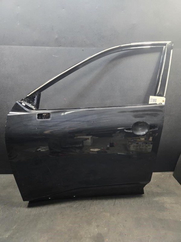 Front Left Door Shell 2022 Nissan Rogue 80101-6RR0A 2021 2023 2024 2025