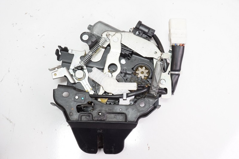 LEXUS LS460 LS600hTrunk Lid Hatch Lock Latch Actuator OEM 2007 - 2012