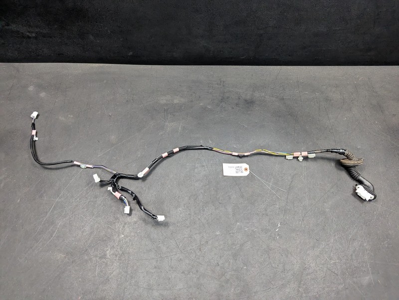 Rear Left Door Wiring Harness 2018 Toyota RAV4 82154-0R020 2013 - 2015 2016 2017