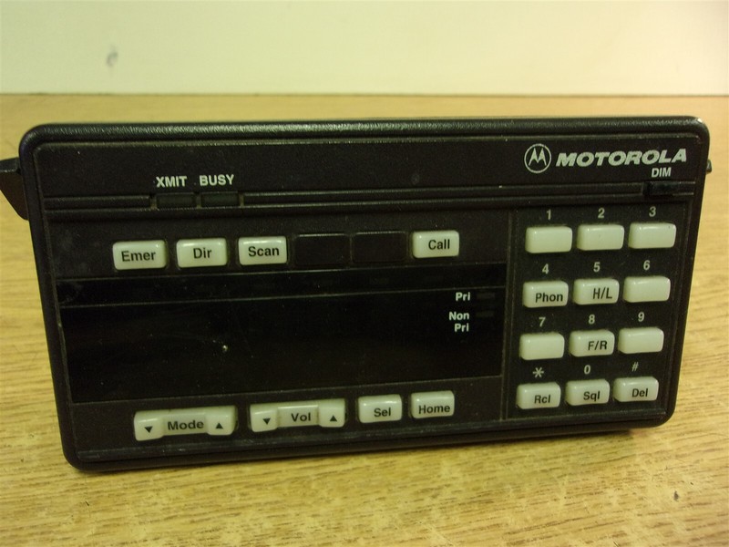 Motorola Systems 9000 HCN1073C Control Head *FREE SHIPPING*