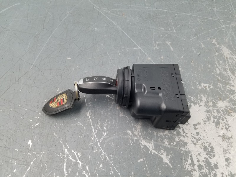 2024 Porsche Cayman GT4 RS 718 Ignition Switch / Key #74617 Z4
