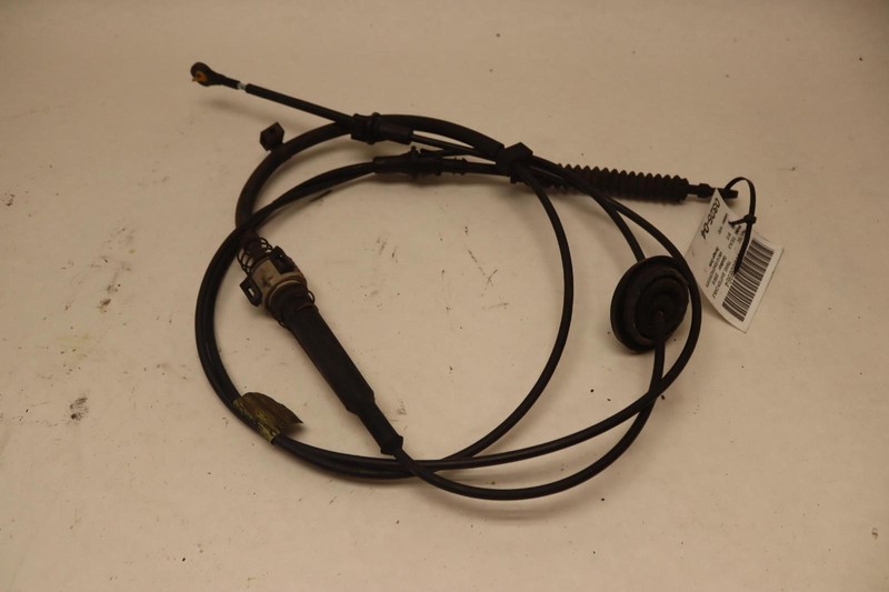 2007-2014 CADILLAC ESCALADE AUTOMATIC TRANSMISSION GEAR SHIFTER CABLE OEM