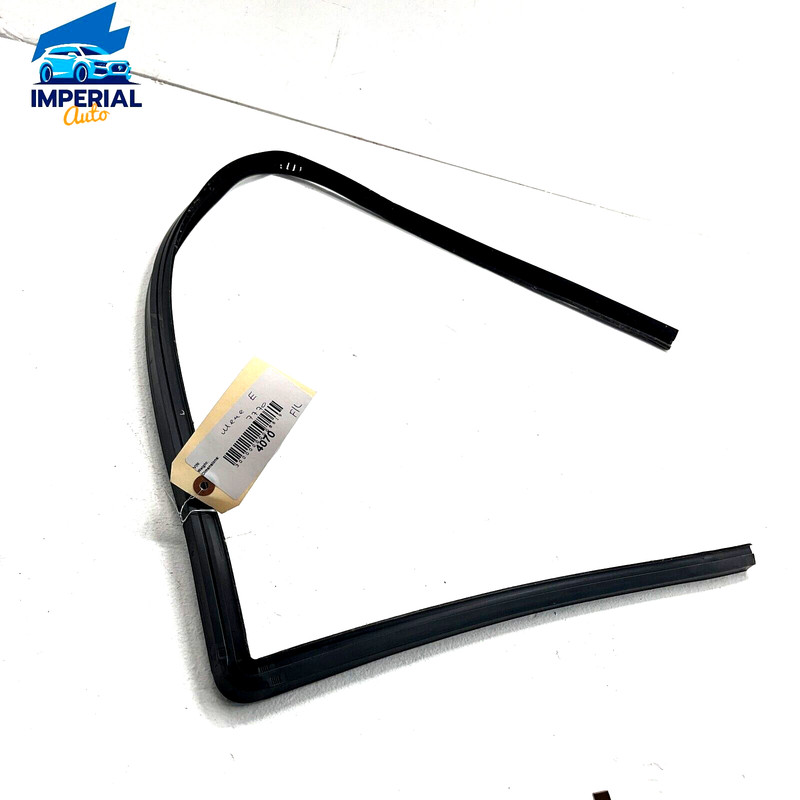 2006 – 2009 MERCEDES E350 W211 Door Weatherst WINDOW GUIDE RAIL LEFT FRONT OEM