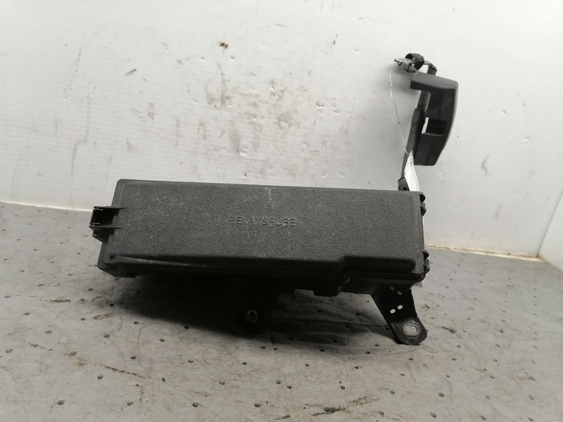 Passenger Right Fuse Box Engine Sedan Fits 14-15 LEXUS IS250 1483211