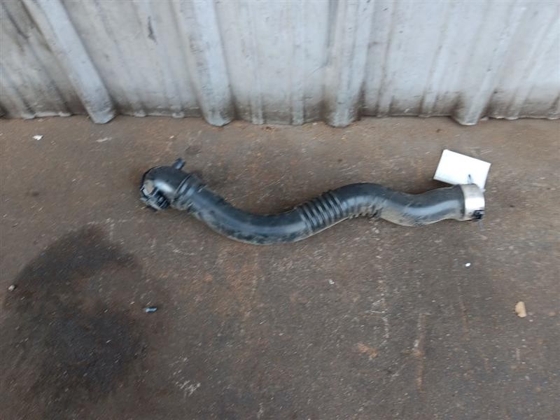 2013-18 BMW f30 320i Charge Pipe Air Induction Tube Hose 7597592