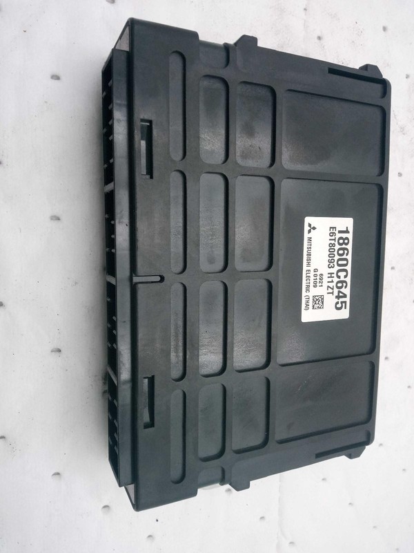 Used Engine Control Module (ECM) fits: 2017 Mitsubishi Mirage Electronic Control