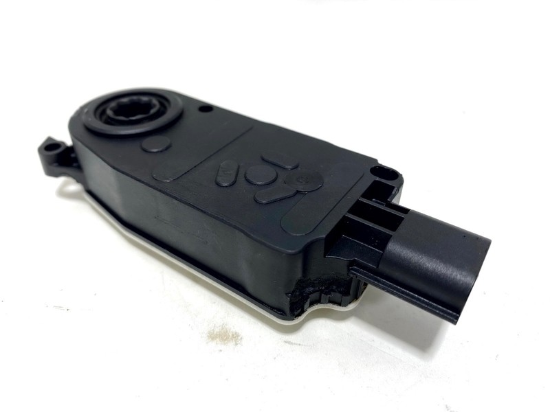 20-23 FORD ESCAPE ENGINE RADIATOR GRILLE SHUTTER ACTUATOR MOTOR MODULE OEM