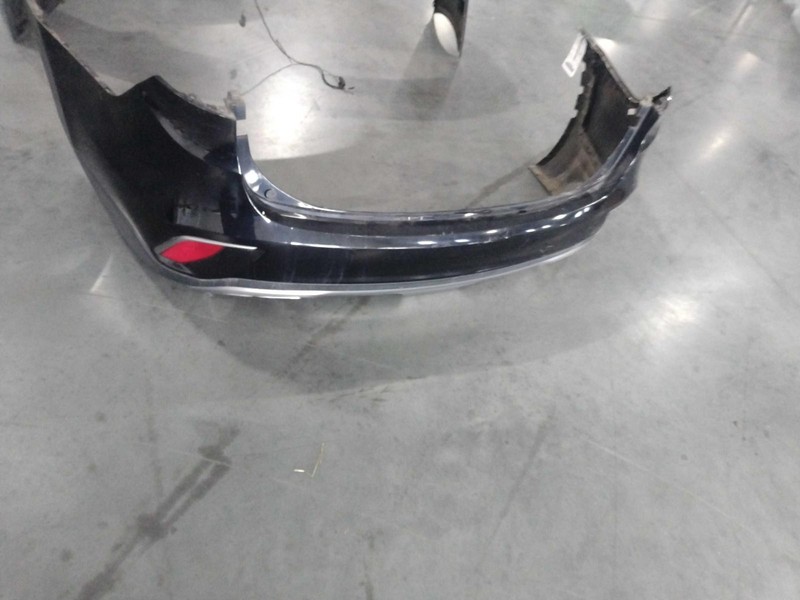 2017 Hyundai Santa Fe Black Rear Bumper Assembly OEM Good Condition 103K