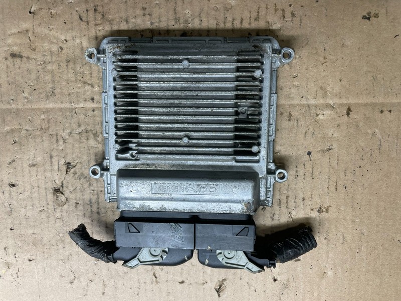 2007 to 2010 Dodge Caliber Computer Brain Engine Control ECU Q1162 DG