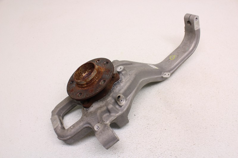 Alfa Romeo Giulia Quadrifoglio Front Right Spindle Knuckle Passenger Oem 17-24