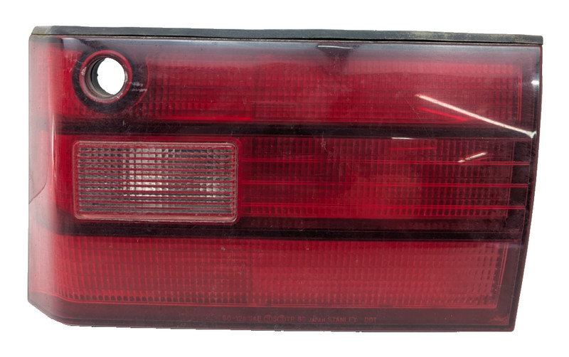90-94 Lexus LS400 Rear Right Side Inner Tail Light Lamp 81580-50010 OEM