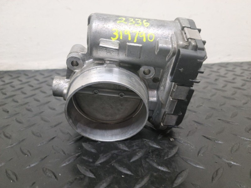 11-16 Chrysler Town & Country Throttle Valve Body Assembly OEM 5184349AF